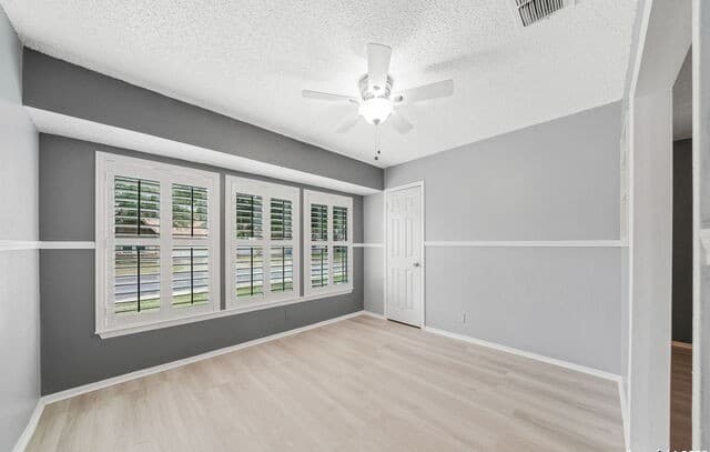 14911  Enchanted Castle, San Antonio, TX 78247 — photo 24