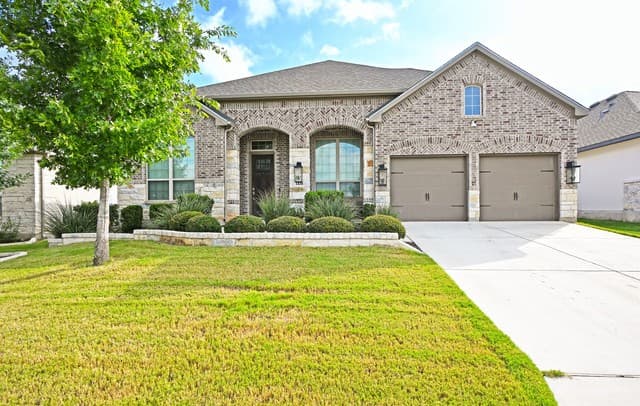 1438 Oaklawn Dr