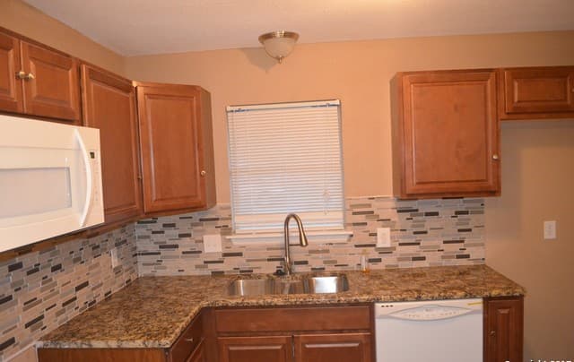 7401  Sage Oak St, Live Oak, TX 78233 — photo 3