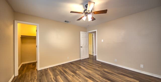 12715  Huntsman View Dr, San Antonio, TX 78249 — photo 10