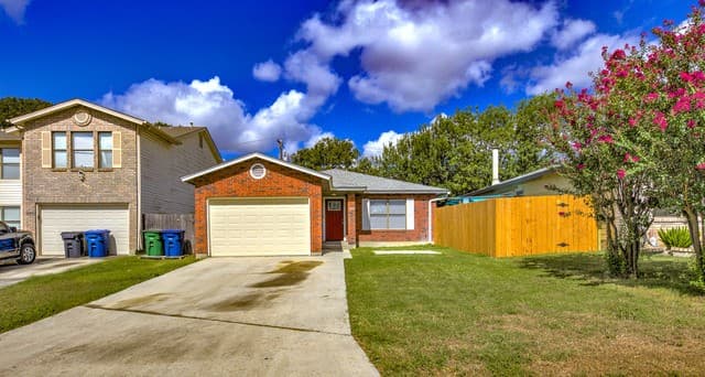 12715  Huntsman View Dr, San Antonio, TX 78249 — photo 16