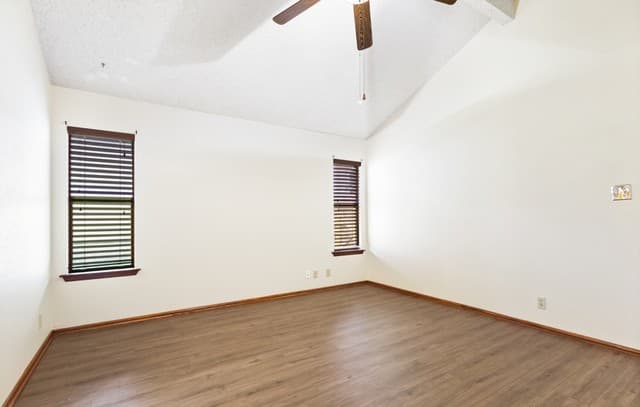 1514  Vista Hill St, San Antonio, TX 78213 — photo 11