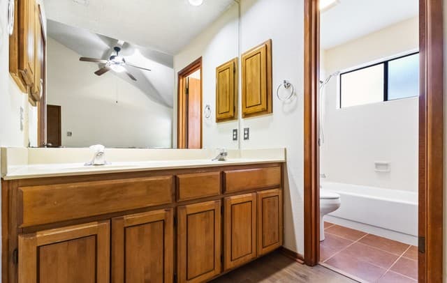 1514  Vista Hill St, San Antonio, TX 78213 — photo 13