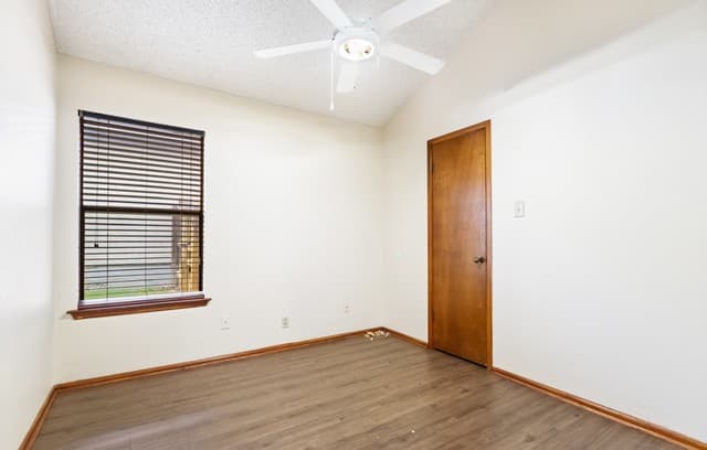 1514  Vista Hill St, San Antonio, TX 78213 — photo 18