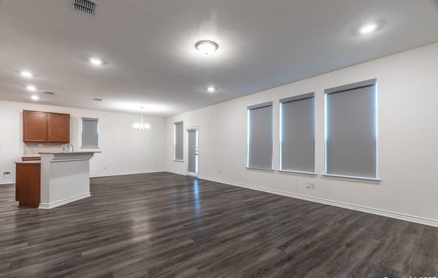 3607  Battlecry, San Antonio, TX 78245 — photo 13