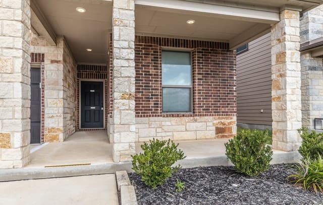 3607  Battlecry, San Antonio, TX 78245 — photo 4