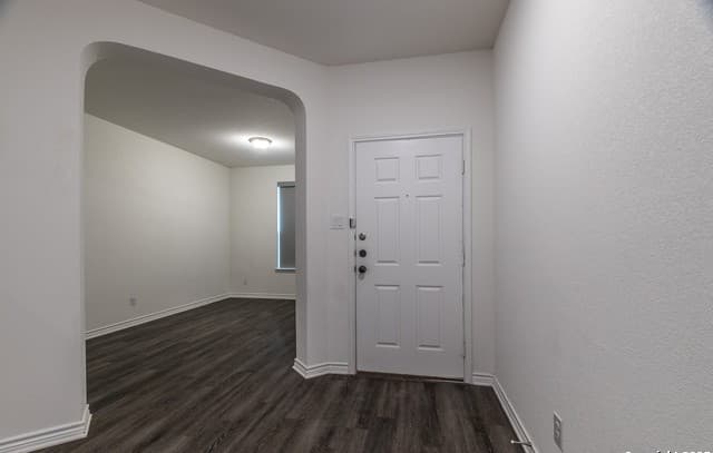 3607  Battlecry, San Antonio, TX 78245 — photo 5