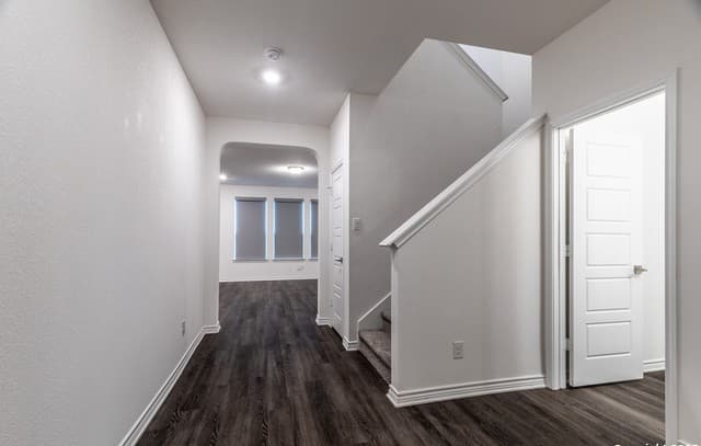 3607  Battlecry, San Antonio, TX 78245 — photo 6