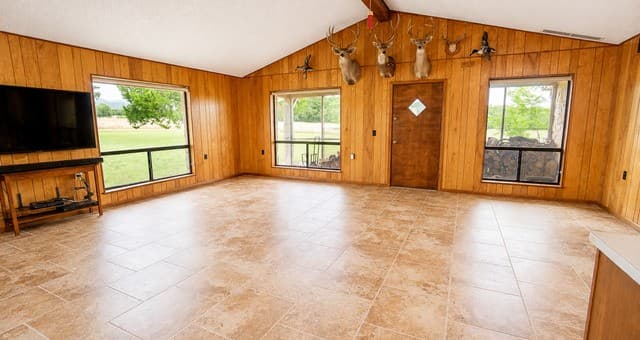 2307  Cr 359, Utopia, TX 78884 — photo 15