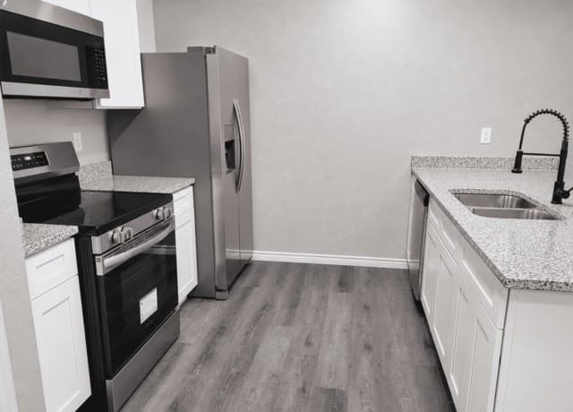 7602  Windsor Oaks Unit 3, San Antonio, TX 78239 — photo 2