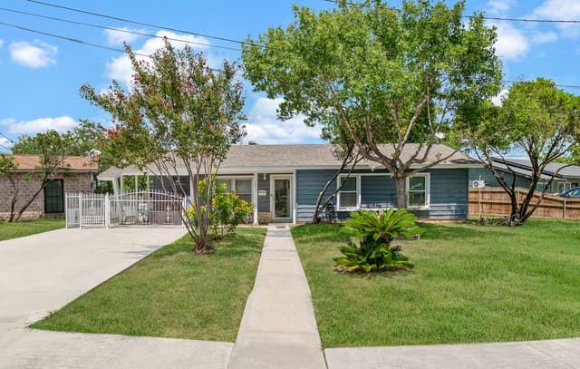 1603  Arroya Vista
