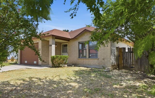 7834  Larcrest, San Antonio, TX 78251 — photo 18