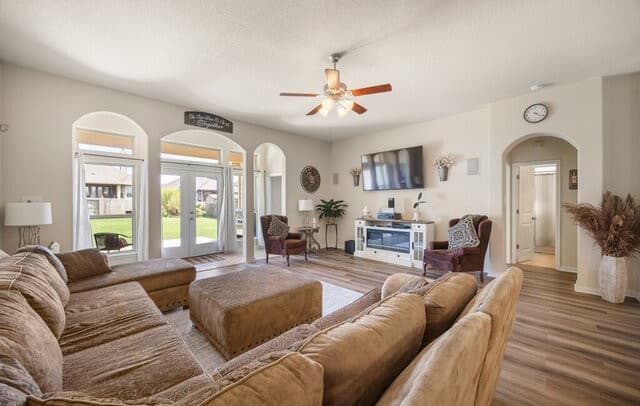 640  Cavan, Cibolo, TX 78108 — photo 8