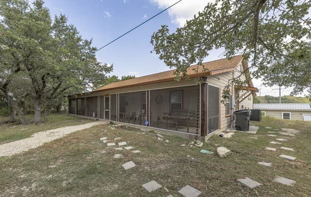 103 E High Bluff Circle