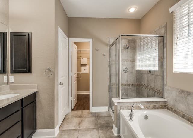 12426  Caprock Crk, San Antonio, TX 78254 — photo 15
