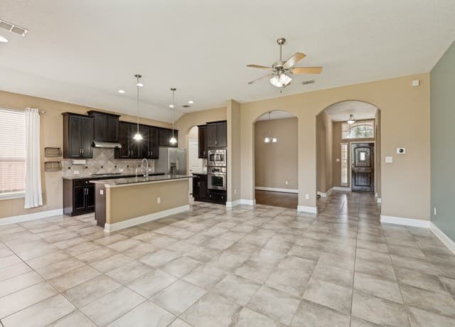 12426  Caprock Crk, San Antonio, TX 78254 — photo 7