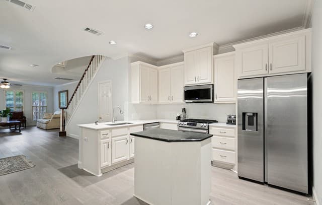 145  Elizabeth Rd, Alamo Heights, TX 78209 — photo 10