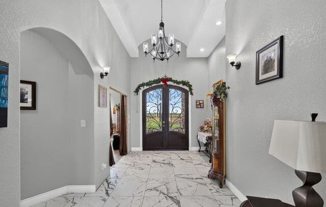 14315  Quesenberry Rd, Von Ormy, TX 78073 — photo 5