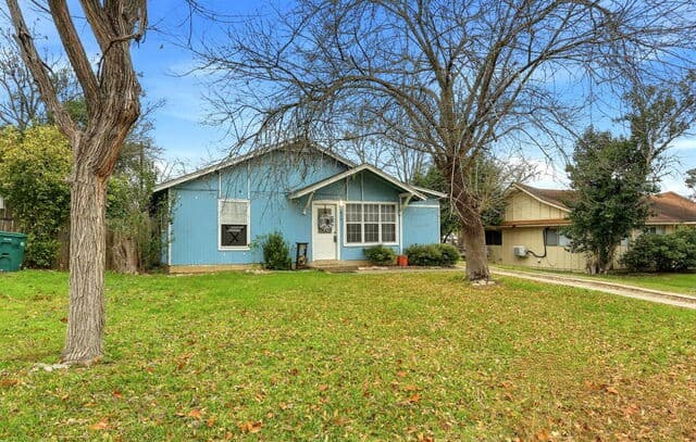 1015  Cibolo Trl, Universal City, TX 78148 — photo 2