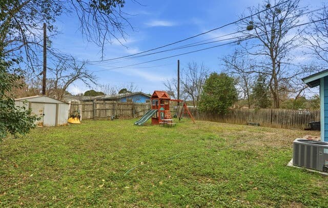 1015  Cibolo Trl, Universal City, TX 78148 — photo 25