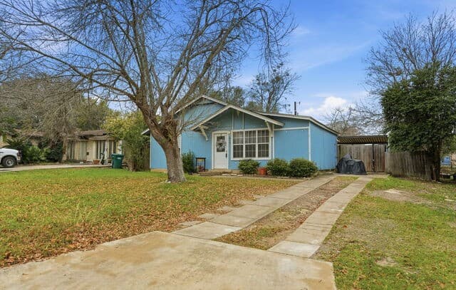 1015  Cibolo Trl, Universal City, TX 78148 — photo 3