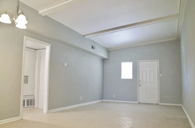 211  Westoak Rd, San Antonio, TX 78227 — photo 4
