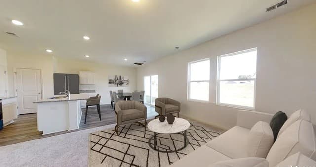 946  Dankworth, San Antonio, TX 78221 — photo 4