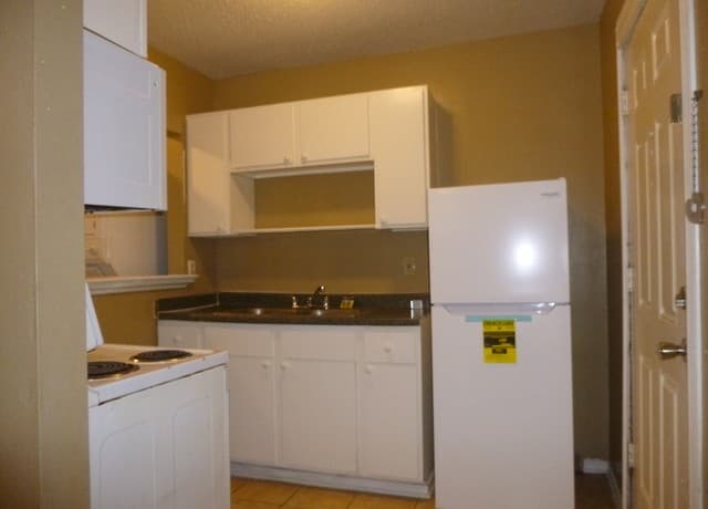 404  Donaldson Ave Unit REAR, San Antonio, TX 78201 — photo 11
