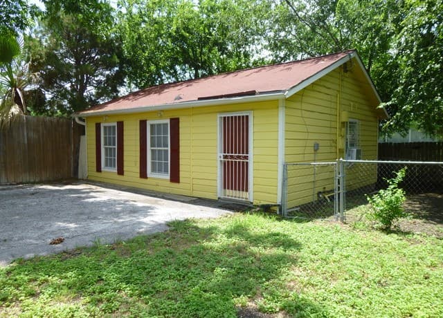404  Donaldson Ave Unit REAR, San Antonio, TX 78201 — photo 2