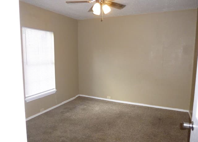404  Donaldson Ave Unit REAR, San Antonio, TX 78201 — photo 9