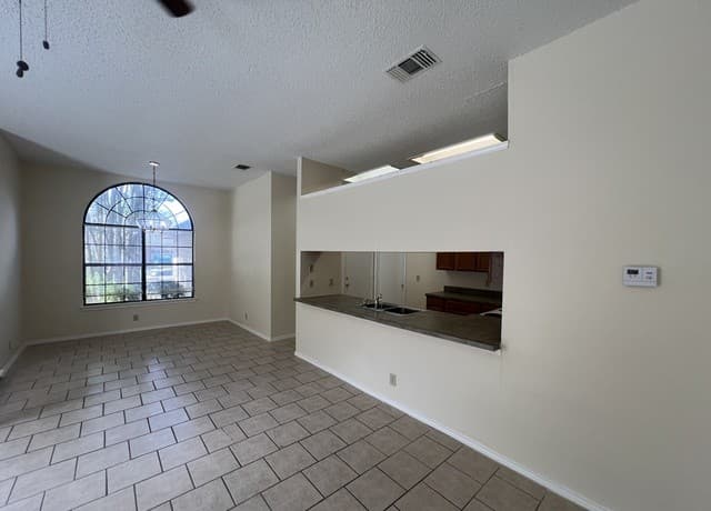 9951  Echo Plain Dr, San Antonio, TX 78245 — photo 3