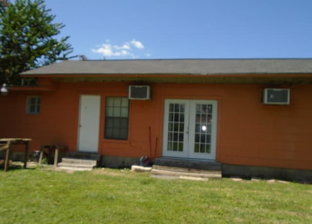 238  Storeywood Dr, San Antonio, TX 78213 — photo 13