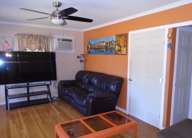 238  Storeywood Dr, San Antonio, TX 78213 — photo 14