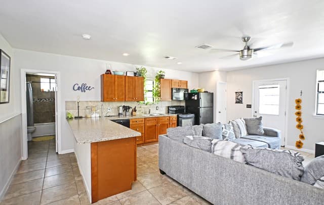 321  High Low Dr, New Braunfels, TX 78132 — photo 18