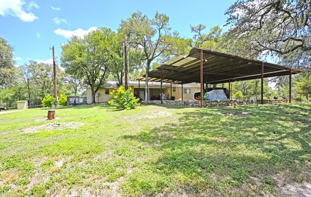 321  High Low Dr, New Braunfels, TX 78132 — photo 9
