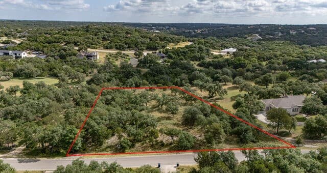 225  Shady Holw, New Braunfels, TX 78132 — photo 2