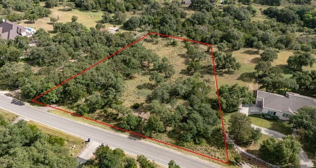 225  Shady Holw, New Braunfels, TX 78132 — photo 3