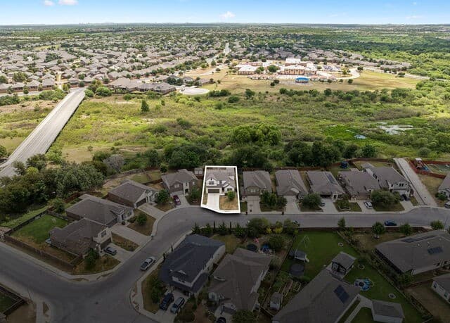 8624  Dove Pass, San Antonio, TX 78254 — photo 3