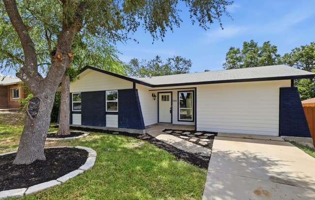 5306  La Cresenta, San Antonio, TX 78228 — photo 6