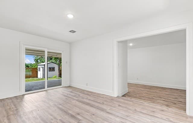 5306  La Cresenta, San Antonio, TX 78228 — photo 7