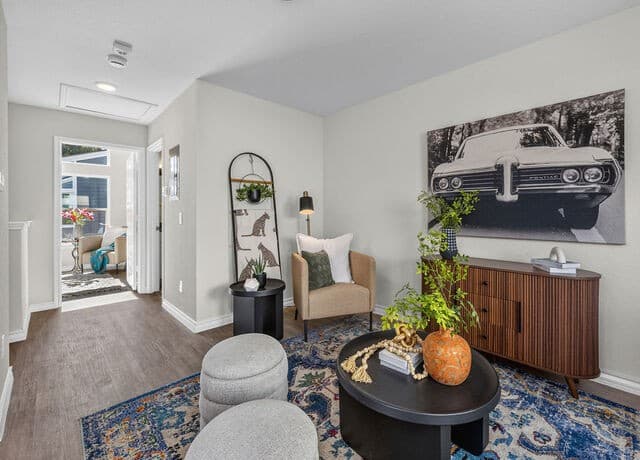 310 W Evergreen St Unit 101, San Antonio, TX 78212 — photo 2