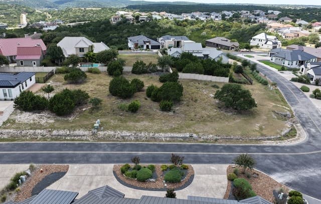 533  Hannah Ln, Boerne, TX 78006