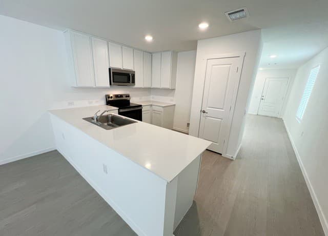 5819  Repeating Way, Von Ormy, TX 78073 — photo 18