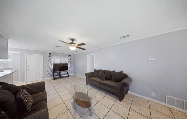 7823  Latigo, San Antonio, TX 78227 — photo 15