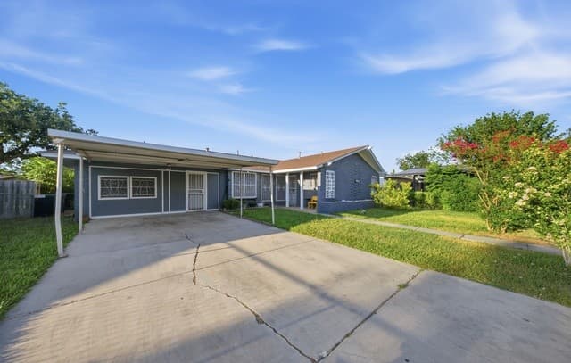 7823  Latigo, San Antonio, TX 78227 — photo 2