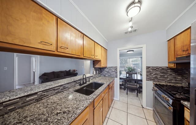 7823  Latigo, San Antonio, TX 78227 — photo 7