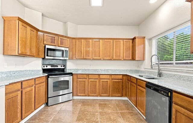 3803  Cove Meadow Dr, San Antonio, TX 78247 — photo 14