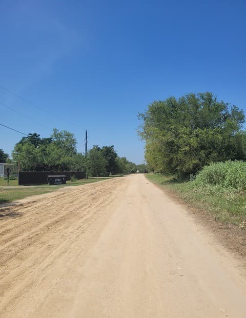 754  County Road 6843, Lytle, TX 78052 — photo 3