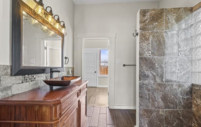 235  Cornell Ave, San Antonio, TX 78201 — photo 5