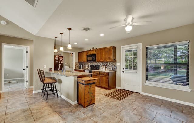4142  Morningside Way, Canyon Lake, TX 78133 — photo 9